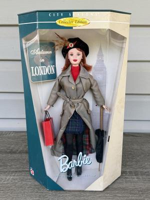 LOT 122P: NRFB 1999 Mattel Collector Edition Barbie City Seasons Dolls: Autumn in London (22257) & Winter in Montreal (22258)