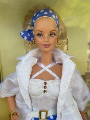 LOT 123P: NRFB 1999 Mattel Collector Edition Barbie City Seasons Dolls: Spring in Tokyo (19430) & Summer in Rome (19431)