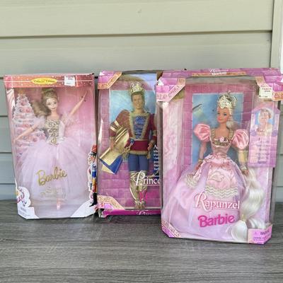 LOT 127P: Mattel Barbie: Collector Edition Classic Ballet Series Barbie as the Sugar Plum Fairy (17056), 1997 Rapunzel Barbie (17646)...