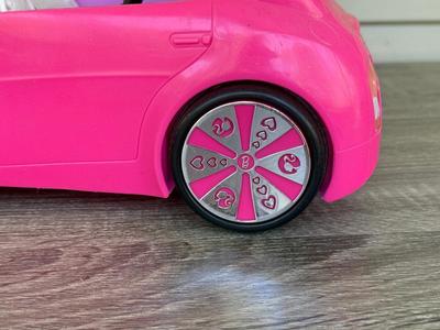 LOT 129P: 2011 Barbie R/C Convertible (untested - X5450) & NRFB Mattel: 1996 Penn State Cheerleader University (17698) & 1998...