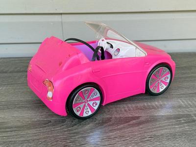 LOT 129P: 2011 Barbie R/C Convertible (untested - X5450) & NRFB Mattel: 1996 Penn State Cheerleader University (17698) & 1998...