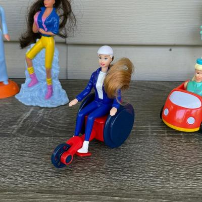 LOT 132P: 1990s & 2000s McDonald's Mattel Barbie Toys (some in package)