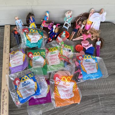 LOT 132P: 1990s & 2000s McDonald's Mattel Barbie Toys (some in package)