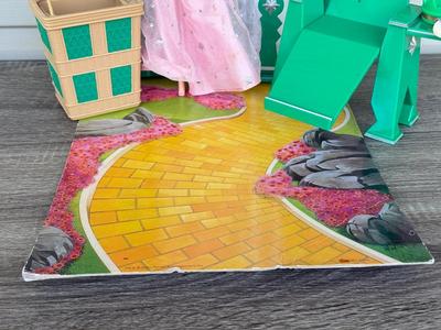 LOT 133P: 2000 Mattel Barbie Wizard of Oz Emerald City Playset (INCOMPLETE) & Madame Alexandre McDonald's Toys