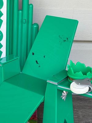 LOT 133P: 2000 Mattel Barbie Wizard of Oz Emerald City Playset (INCOMPLETE) & Madame Alexandre McDonald's Toys