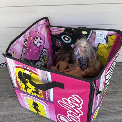 LOT 135P: Mattel Barbie Dolls w/ Case c. 2000s