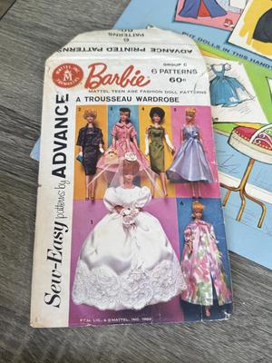 LOT 137P: 1963 Mattel Whitman Publishing Barbie, Ken & Midge Paper Dolls, 1961 Barbie & Ken Mini Magazine & Magazines ft. Barbie
