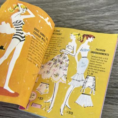 LOT 137P: 1963 Mattel Whitman Publishing Barbie, Ken & Midge Paper Dolls, 1961 Barbie & Ken Mini Magazine & Magazines ft. Barbie