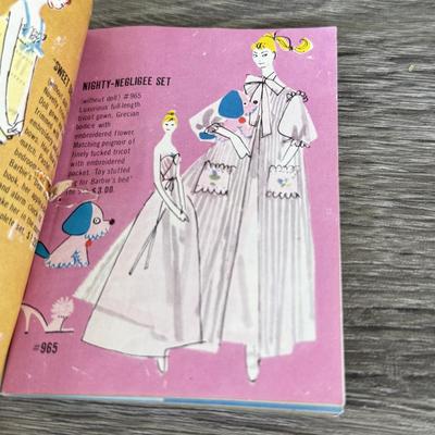 LOT 137P: 1963 Mattel Whitman Publishing Barbie, Ken & Midge Paper Dolls, 1961 Barbie & Ken Mini Magazine & Magazines ft. Barbie