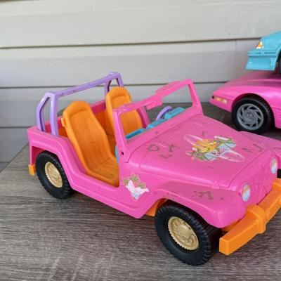 LOT 139P: Mattel Barbie Jeeps & Convertibles