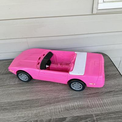 LOT 139P: Mattel Barbie Jeeps & Convertibles