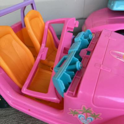 LOT 139P: Mattel Barbie Jeeps & Convertibles