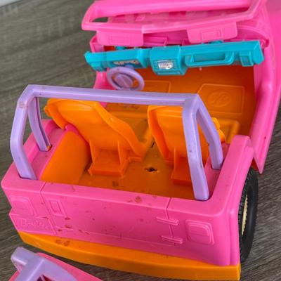 LOT 139P: Mattel Barbie Jeeps & Convertibles