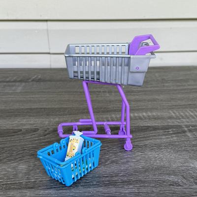 LOT 141P: 1:6 Scale Barbie & More Furniture and Accessories
