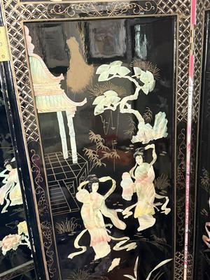 LOT 142D: Stunning Vintage Mother of Pearl Inlay Black Lacquer Folding Screen