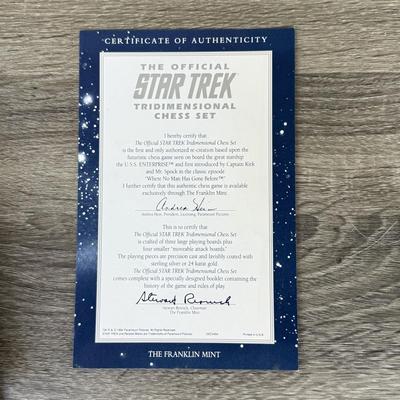 LOT 143S: 1994 Franklin Mint Official Star Trek Tridimensional Chess Set w/ COA & Display Case