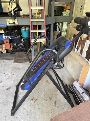 LOT 145G: Xtreme Power US Inversion Table