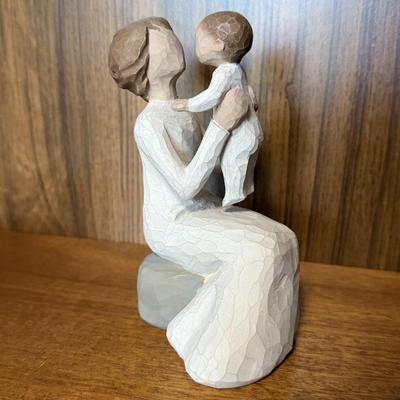 Willow Tree ‘Grandmother’ and ‘Angel of Light’ (B1-HS)