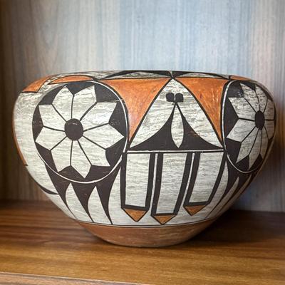 Southwestern Pottery Vessel (B1-HS)