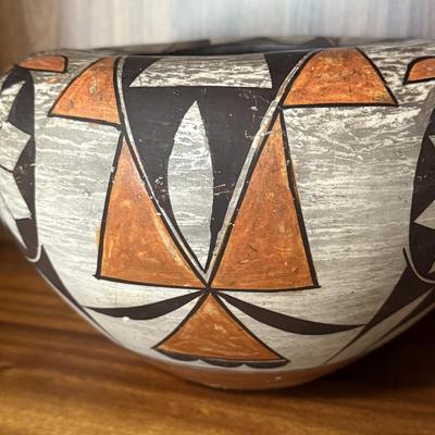 Southwestern Pottery Vessel (B1-HS)