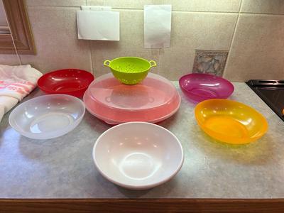 PICNIC PLASTICS