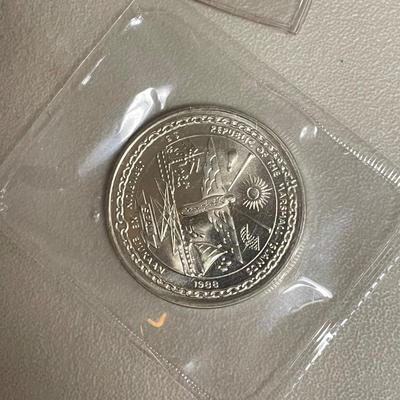 Statue of Liberty, 9/11, Elvis, and Many More Commemorative Coins and Tokens (ST-SS