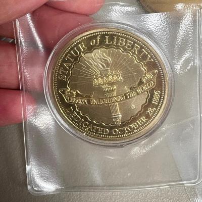 Statue of Liberty, 9/11, Elvis, and Many More Commemorative Coins and Tokens (ST-SS