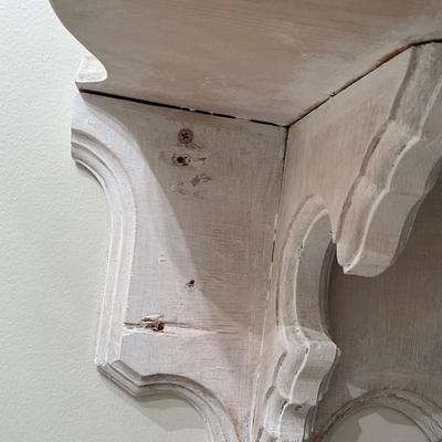 D811 Antique White Painted Pine Wall Shelf