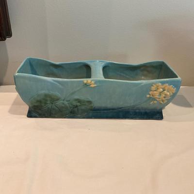 L813 Antique Roseville Pottery Winecraft Blue Window Box GLAZED Bowl