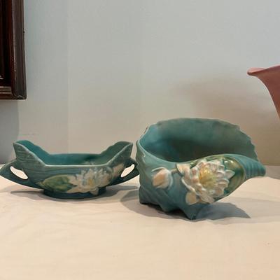L815 ANtique Roseville Pottery Small Bowl and Conch Shell Planter