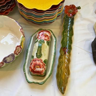 L829 Large Floral Pansy Fitz and Floyd & Metlox Dish Lot