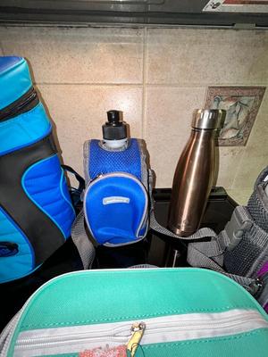 VINTAGE THERMOSES & TRAVEL DRINK AND FOOD CONTAINERS