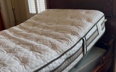 Serta Fullz Size Adjustable Bed with Remote Control – Head Lift Feature
