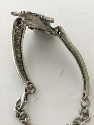 Unmarked owl howlite bracelet
