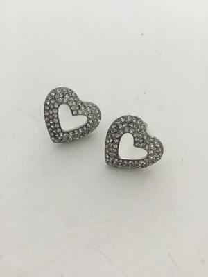 Unmarked heart rhinestone stud earrings