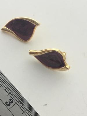 Unmarked beautiful statement earrings