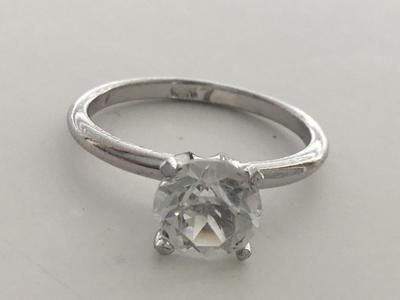 Size 7 marked beautiful ring