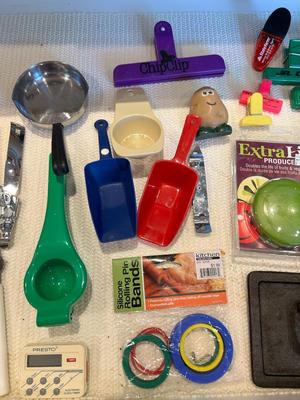 KITCHEN UTENSILS