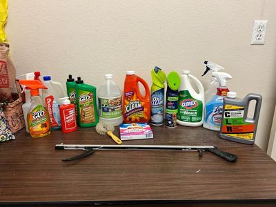 HANDY GRABBER AND HOUSEHOLD CLEANERS