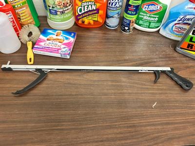 HANDY GRABBER AND HOUSEHOLD CLEANERS