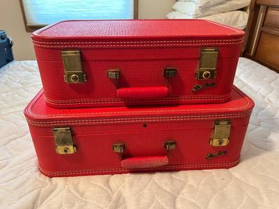 VINTAGE STARLINER SUITCASES