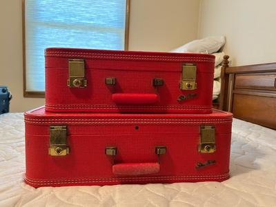 VINTAGE STARLINER SUITCASES