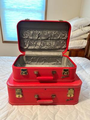 VINTAGE STARLINER SUITCASES