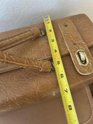 VINTAGE TAN COLORED STARLINER SUITCASE AND DOCTORS BAG