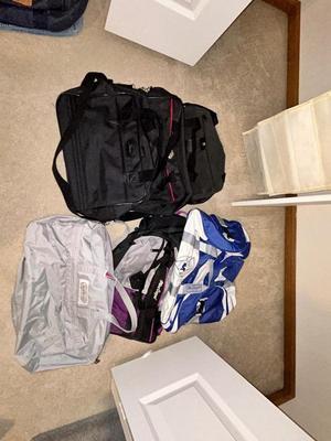 TRAVEL BAGS, SKYWAY, JETBAG AND McGREGOR