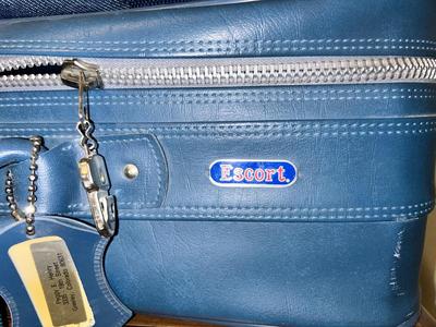 SUITCASE AND TRAVEL BAGS