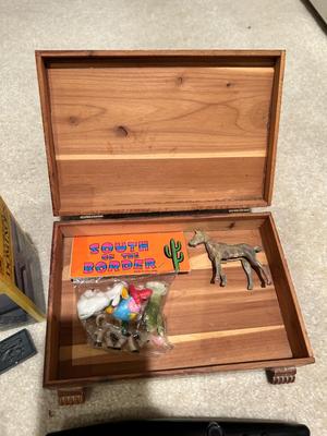 UNIQUE RECORDERS, DOMINOES, SCRABBLE, UNO AND MORE!