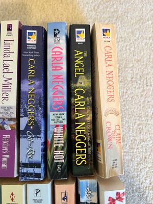 SEVERAL NOVELS BY A VARIETY IF AUTHORS