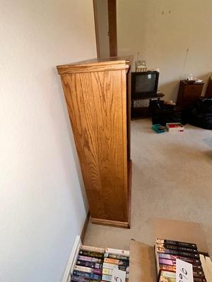 VERY NICE BOOKCASE WITH 3 SHELVES