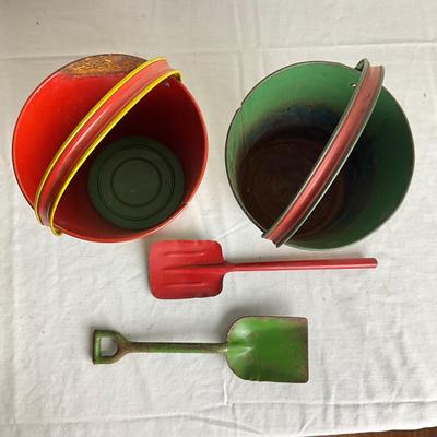 D902 Antique US Metal Toy Sand Pails with Shovels